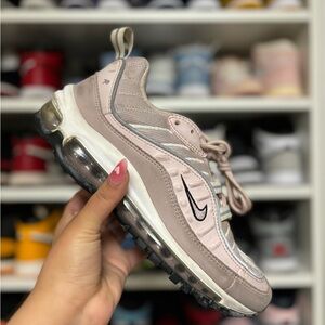 Nike Women’s AIR MAX 98 PINK BARELY ROSE Sz 8 ELEMENTAL AH6799 600